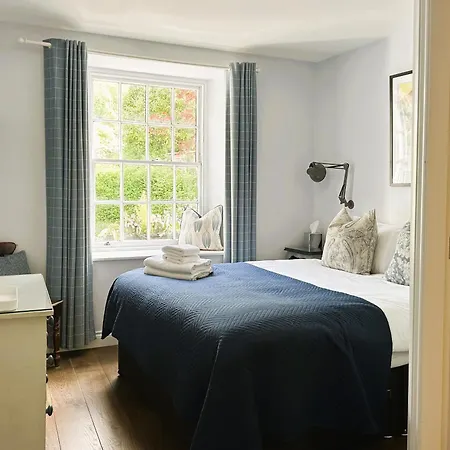 Värdshus At The Wheatsheaf