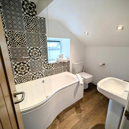 At The Wheatsheaf * Brigsteer