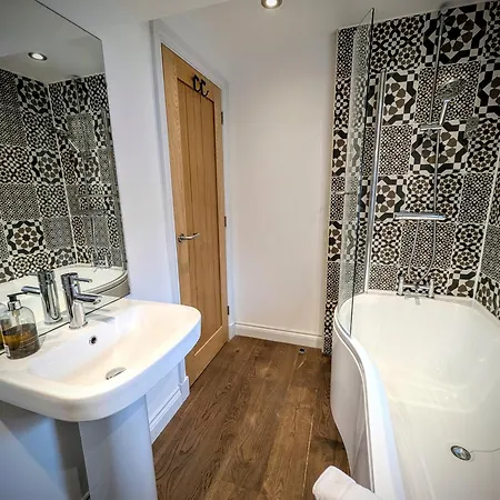 At The Wheatsheaf Värdshus