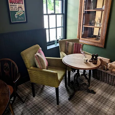 At The Wheatsheaf Värdshus